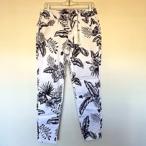 TOMMY BAHAMA Moda Moderna Ankle Black and White Jeans NWT